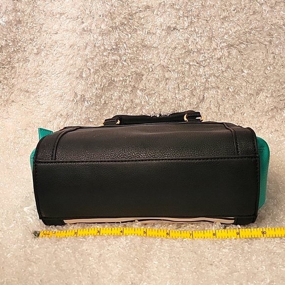 NWT Betsey Johnson Satchel w/Crossbody Strap - Picture 7 of 16